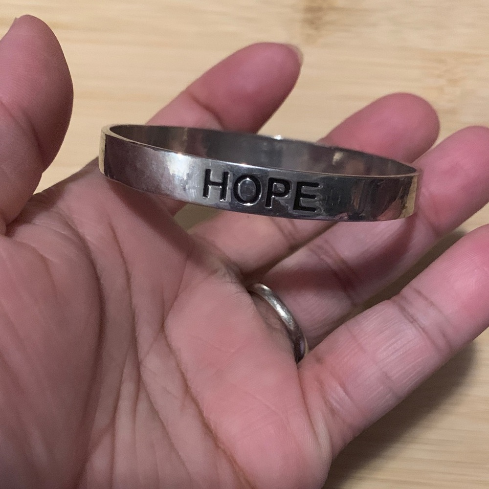 Silver 'Hope, Love and Peace’ Bangle Bracelet